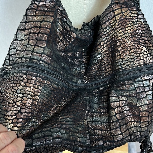 Treska brown iridescent faux reptile shoulder bag - Picture 5 of 6